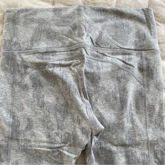 {Athleta} Be Present Crop Legging - Picture 5 of 7